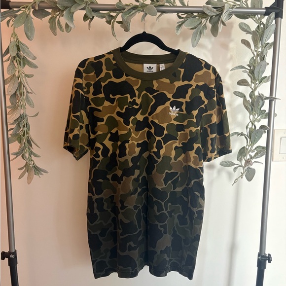 adidas Other - Adidas t-shirt
